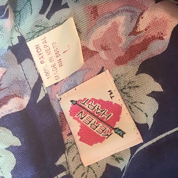 Keren Hart Vintage Button Down Blouse - Picture 7 of 11